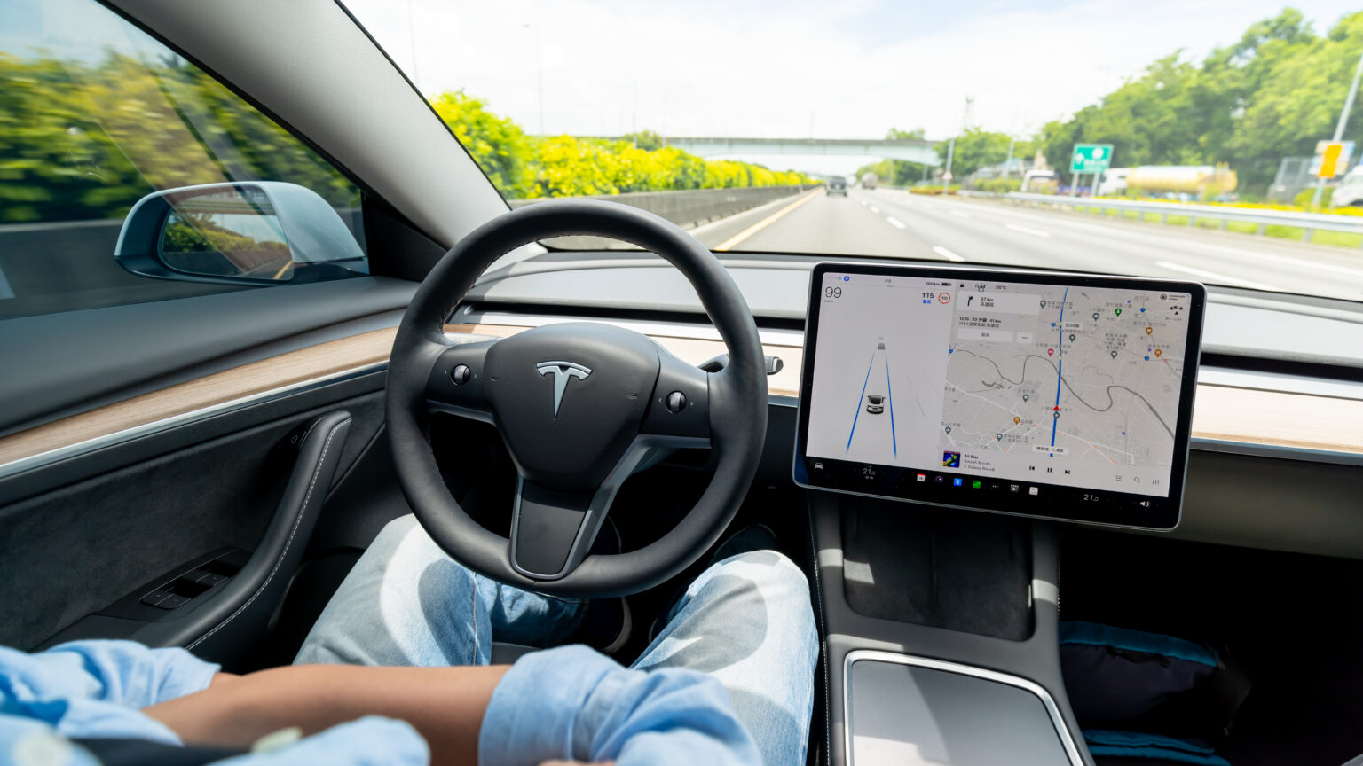 Tesla Full Self-Driving subscription focus